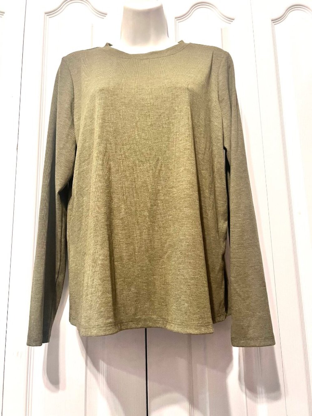 Any Body Women's Thermal Long Sleeve Sage Green Soft Top-Medium-Casual-Pull On